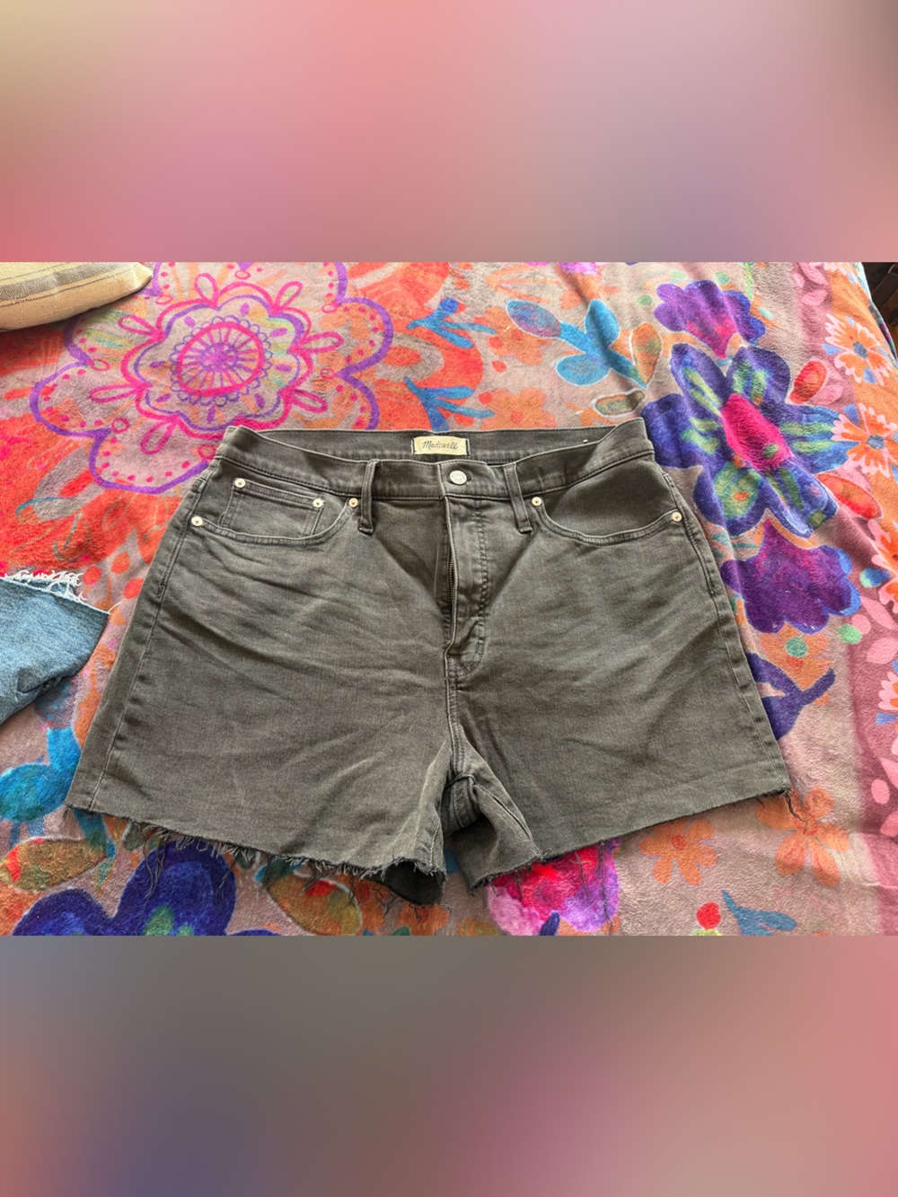 Womens Black High-Waist Jean Shorts